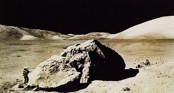 Harrison Schmitt next to Split Rock (Apollo 17)