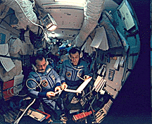 Cosmonauts in MIr