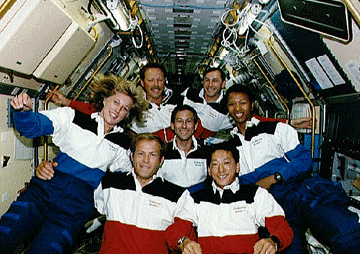 Tripulación de la misión del Transbordador Espacial STS-47